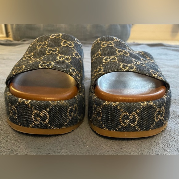 Gucci Blue and Brown Monogram Slides - Picture 1 of 4